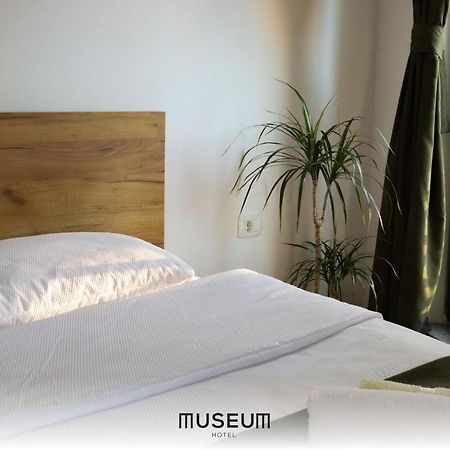 Museum Hotel Prishtinë Ngoại thất bức ảnh