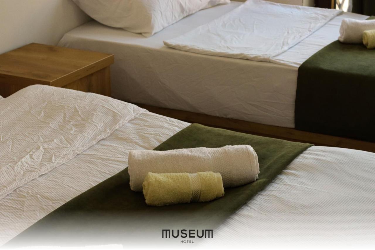 Museum Hotel Prishtinë Ngoại thất bức ảnh
