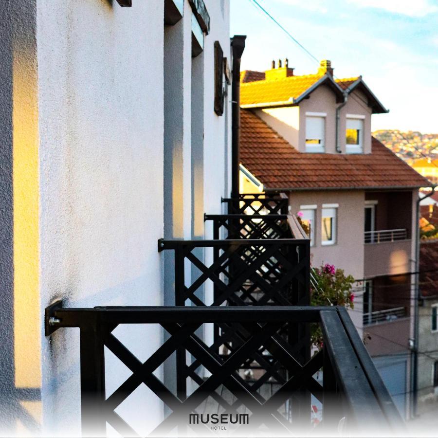 Museum Hotel Prishtinë Ngoại thất bức ảnh