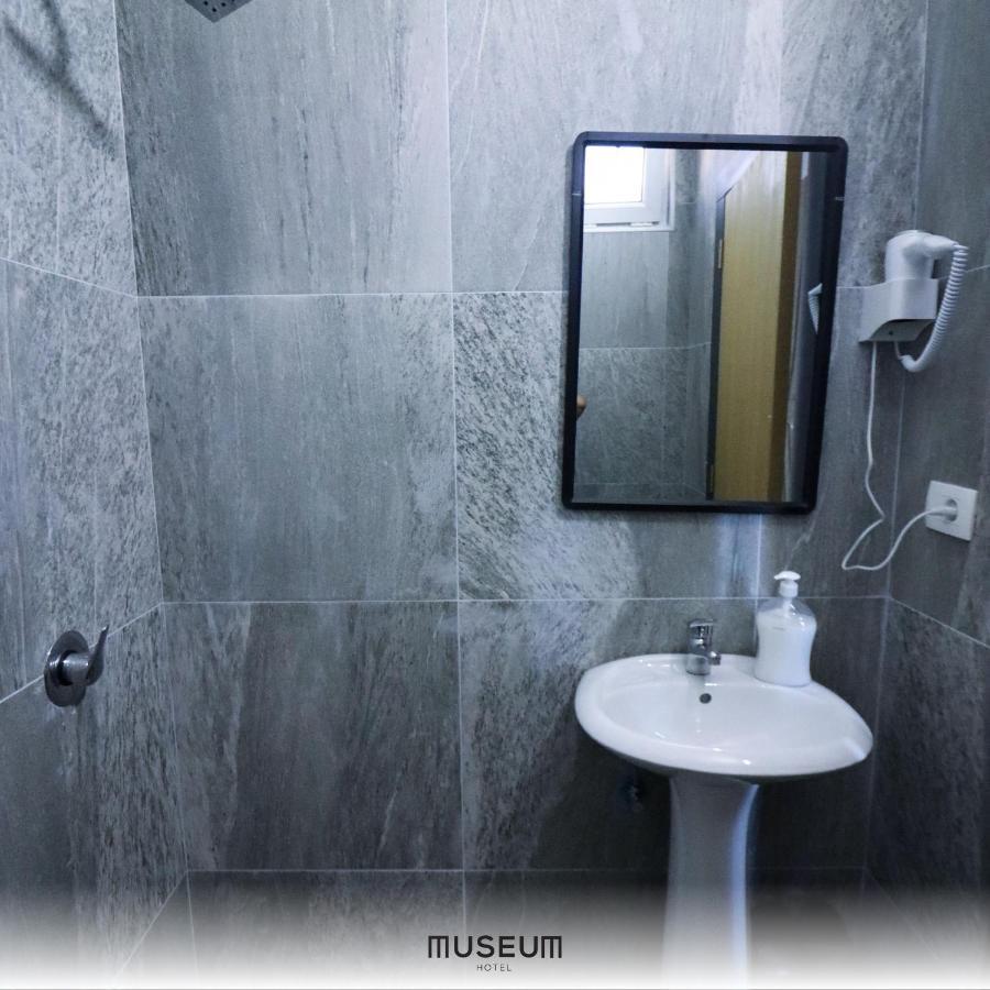 Museum Hotel Prishtinë Ngoại thất bức ảnh