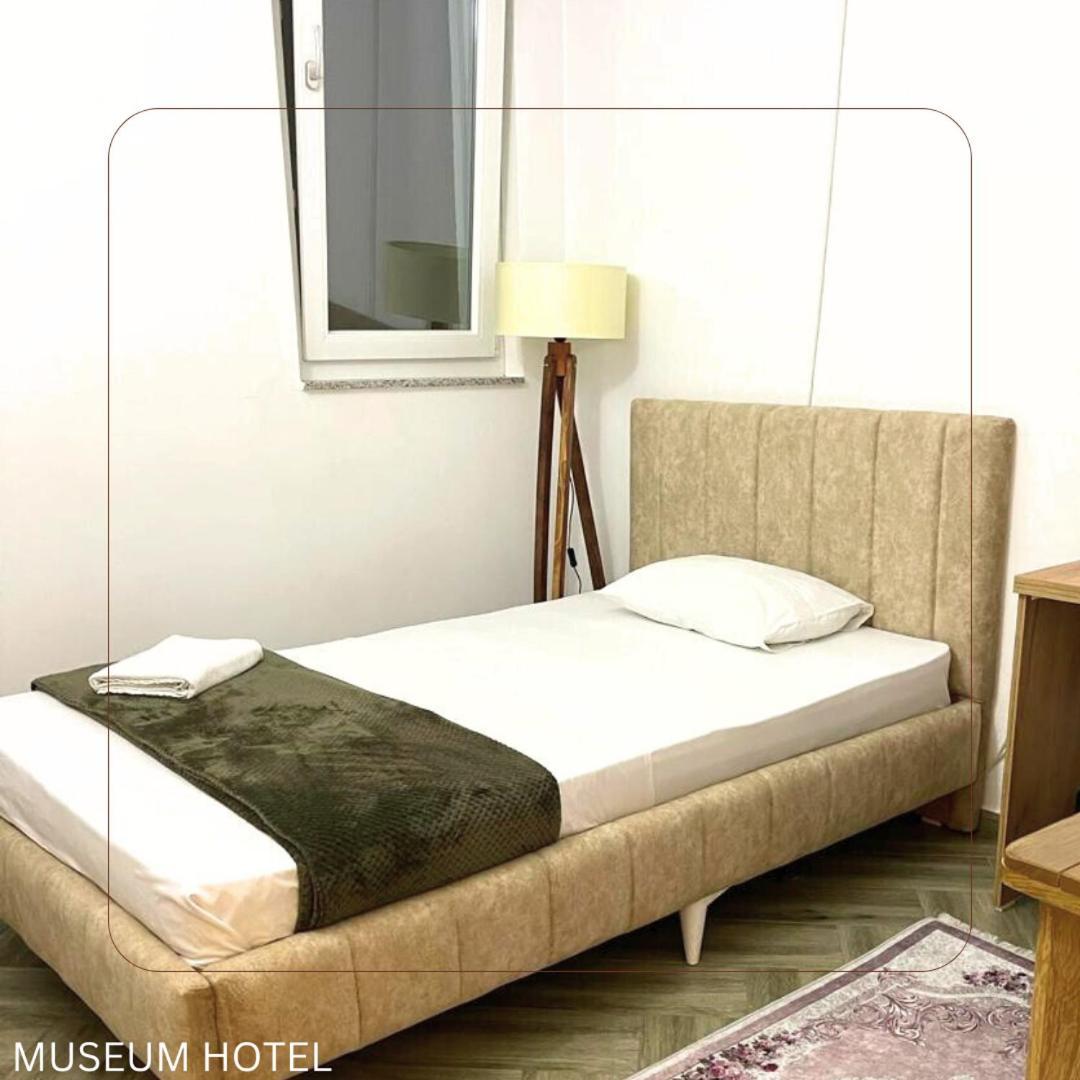Museum Hotel Prishtinë Phòng bức ảnh